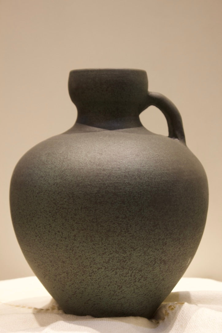 Black Grey Pottery