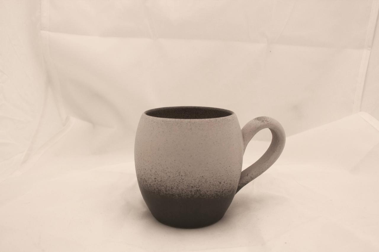 Beige Pottery Mug Medium